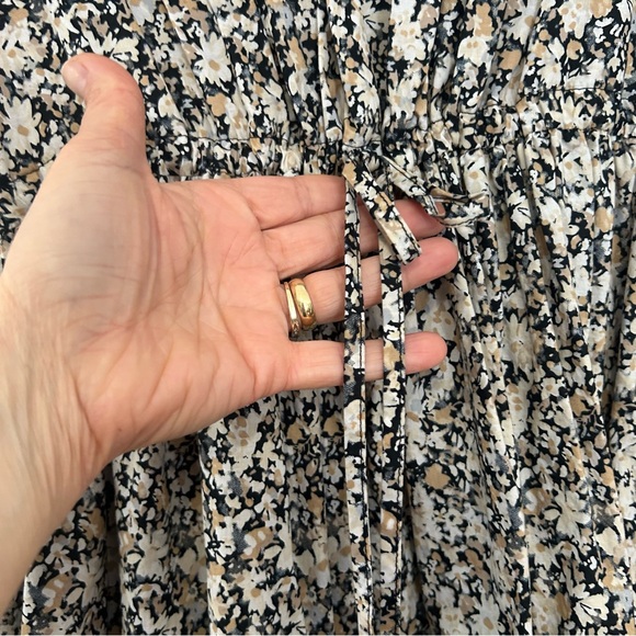 Time and Tru Floral Mini Dress with Flutter Sleeves, XXL - Picture 6 of 16